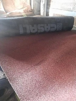 Manta Asfáltica Granulada Rollo de 8 m x 1 m             Precio del Rollo 30000 CUP             Se vende con pegamento para 10 rollos